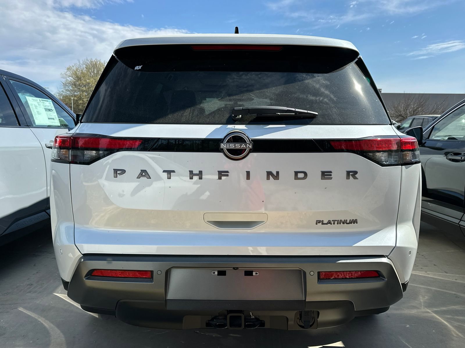 New 2026 Nissan Pathfinder Platinum image 4