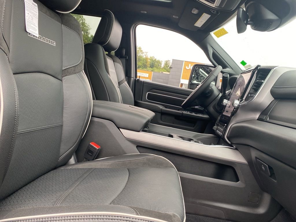 New 2026 RAM 2500 Laramie w/ Sport Appearance Package image 9