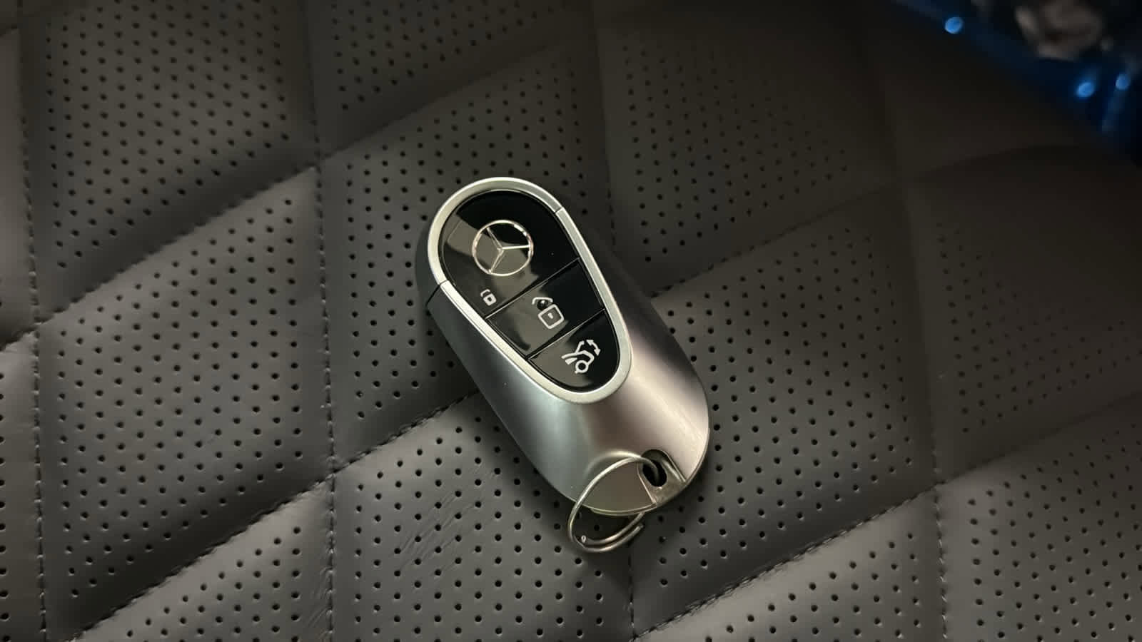 New 2025 Mercedes-Benz S 580e 4MATIC Sedan image 36