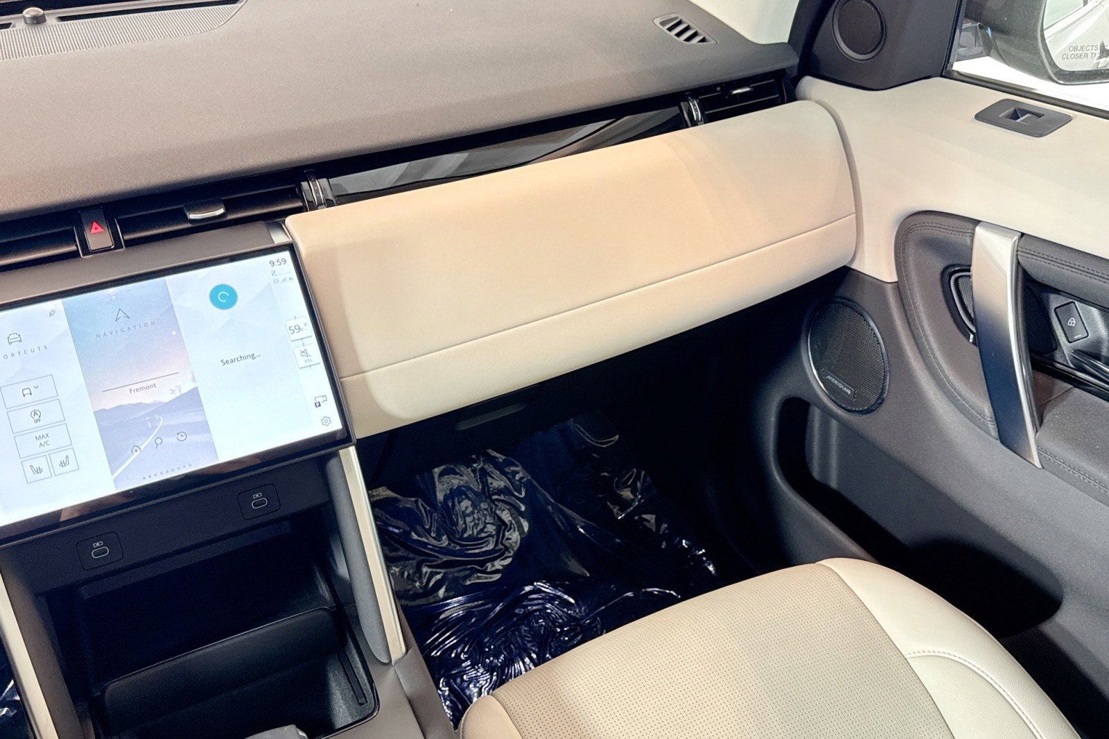 Used 2024 Land Rover Discovery Sport S image 20