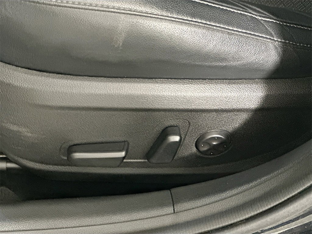 Used 2020 Kia Optima Premium image 22