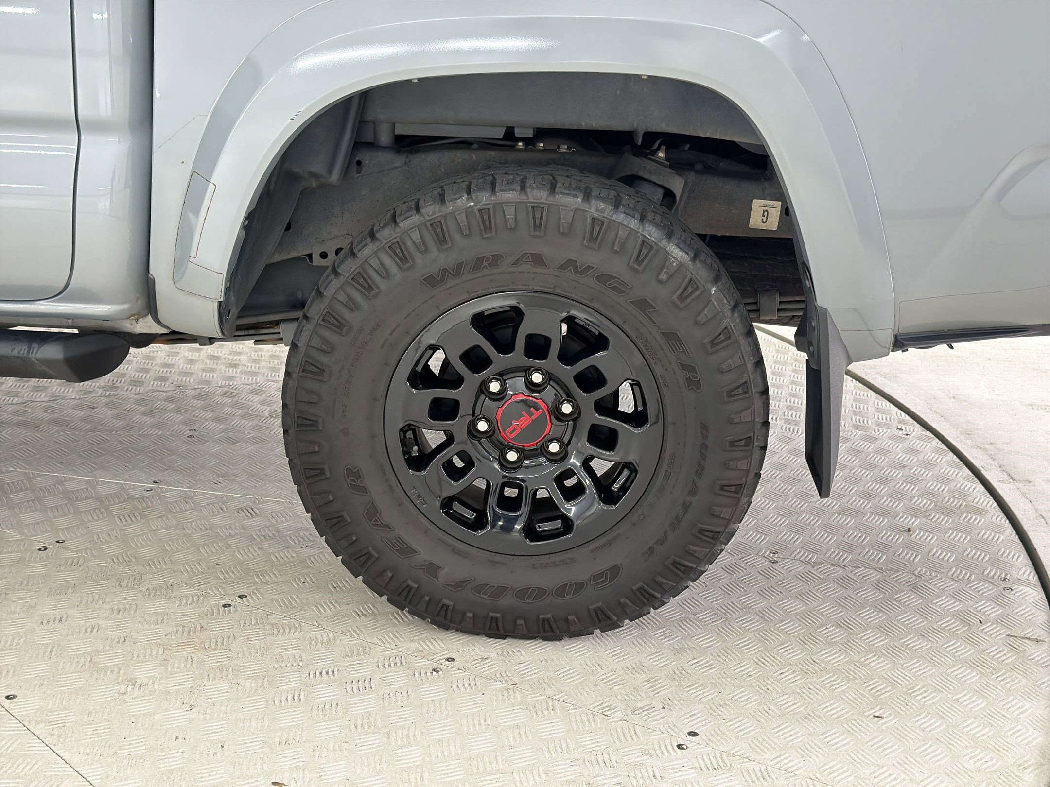 Used 2021 Toyota Tacoma TRD Sport w/ TRD Premium Sport Package image 11