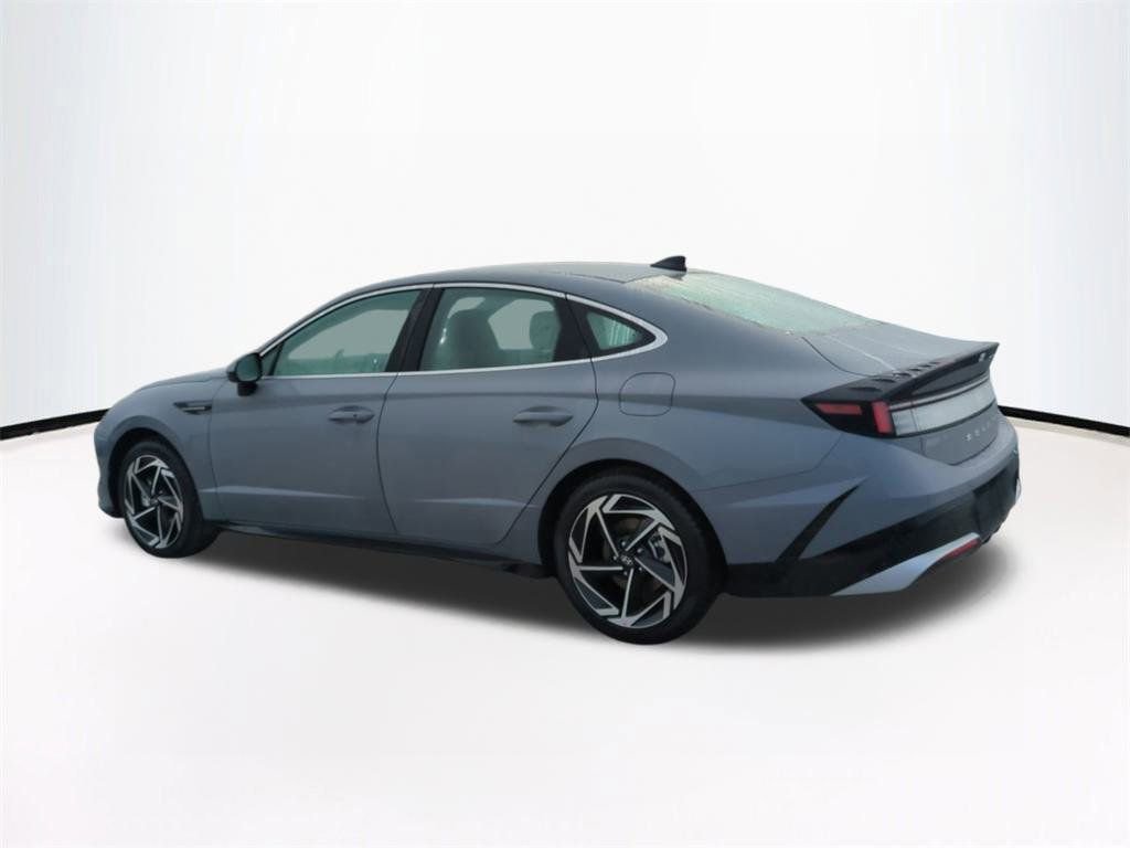 New 2026 Hyundai Sonata SEL image 7