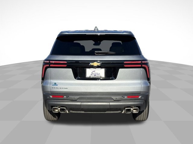 Used 2024 Chevrolet Traverse LS image 8