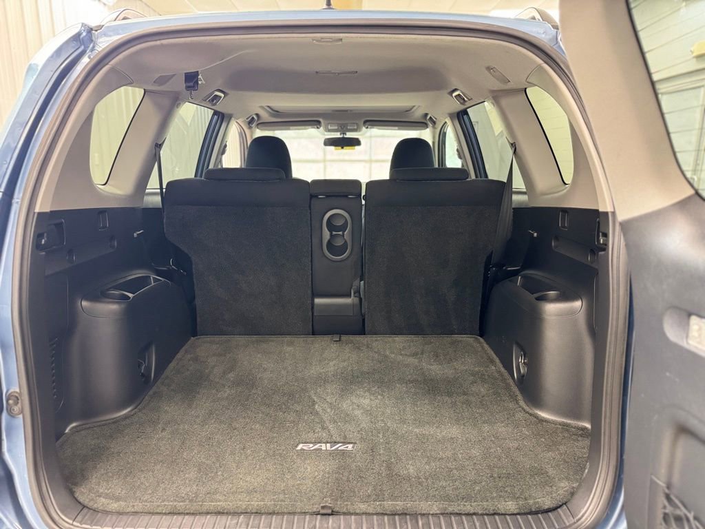 Used 2011 Toyota RAV4 Sport w/ Sport Extra Value Pkg AWD/4WD image 19