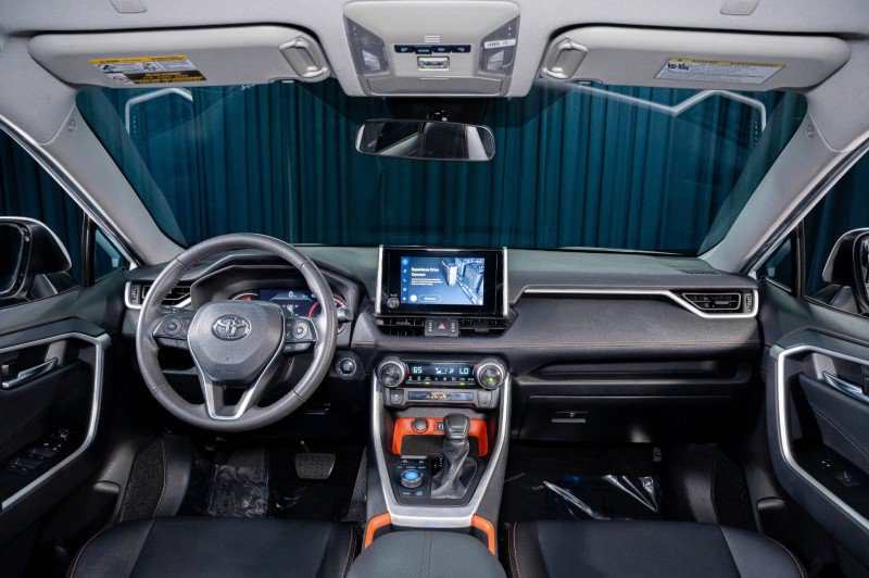 Used 2024 Toyota RAV4 Adventure AWD/4WD image 28