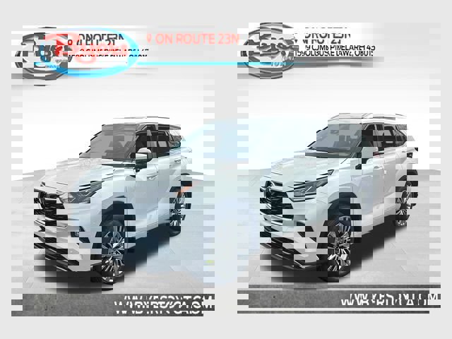 New 2026 Toyota Highlander Platinum