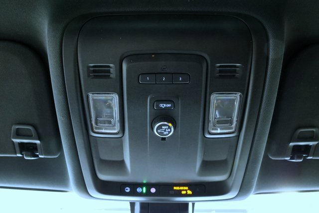 Used 2021 Chevrolet Tahoe LT image 34