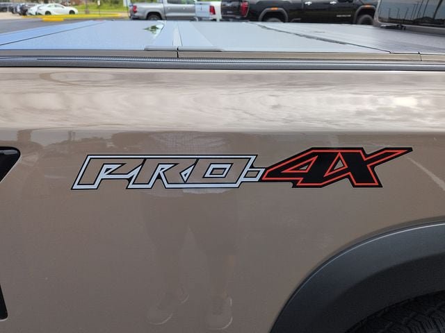 Used 2024 Nissan Frontier PRO-4X w/ Off-Road Protection Package AWD/4WD image 12