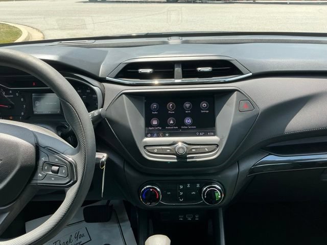 Used 2021 Chevrolet TrailBlazer LS FWD image 25