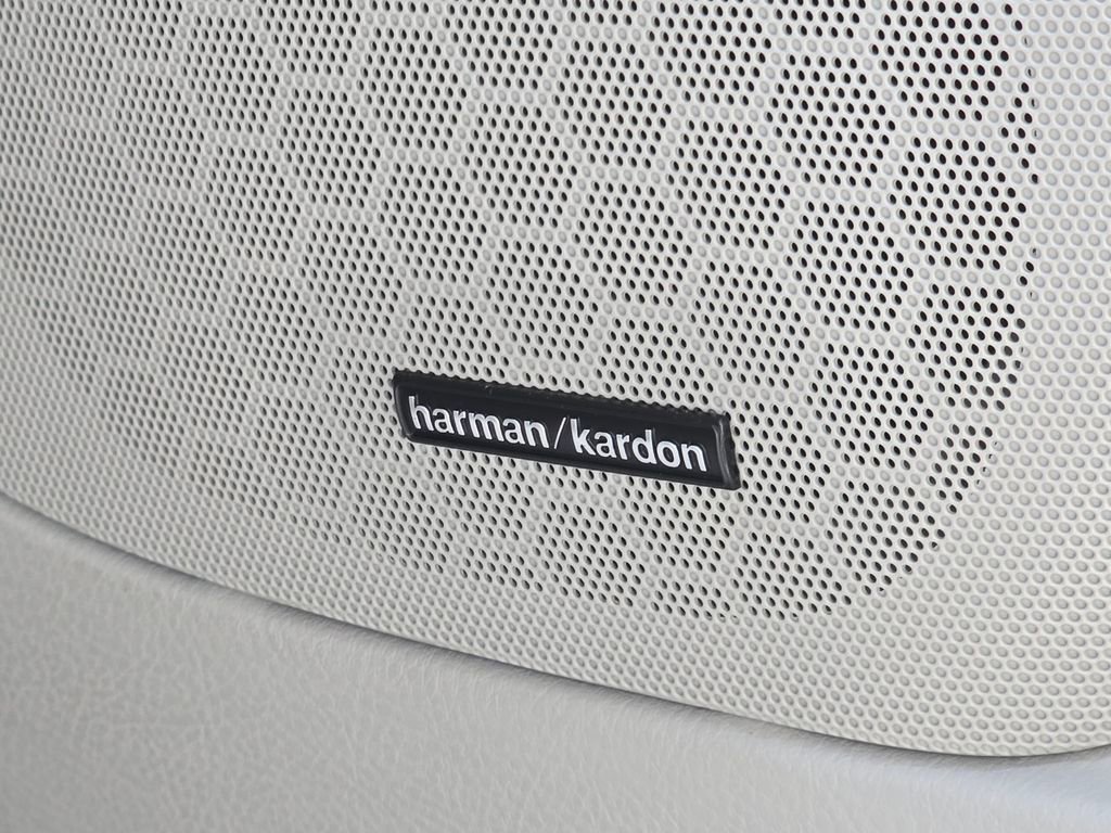 Used 2010 Buick Lucerne CXL image 17