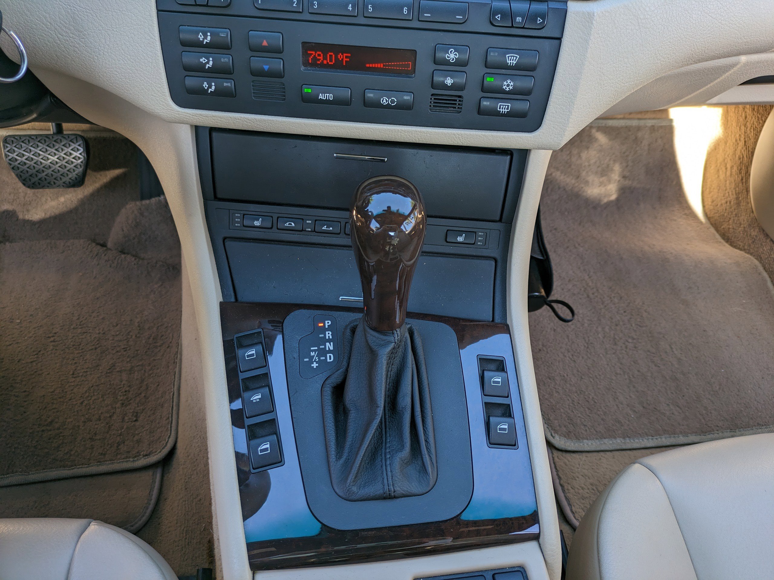 Used 2005 BMW 330Ci Convertible image 22