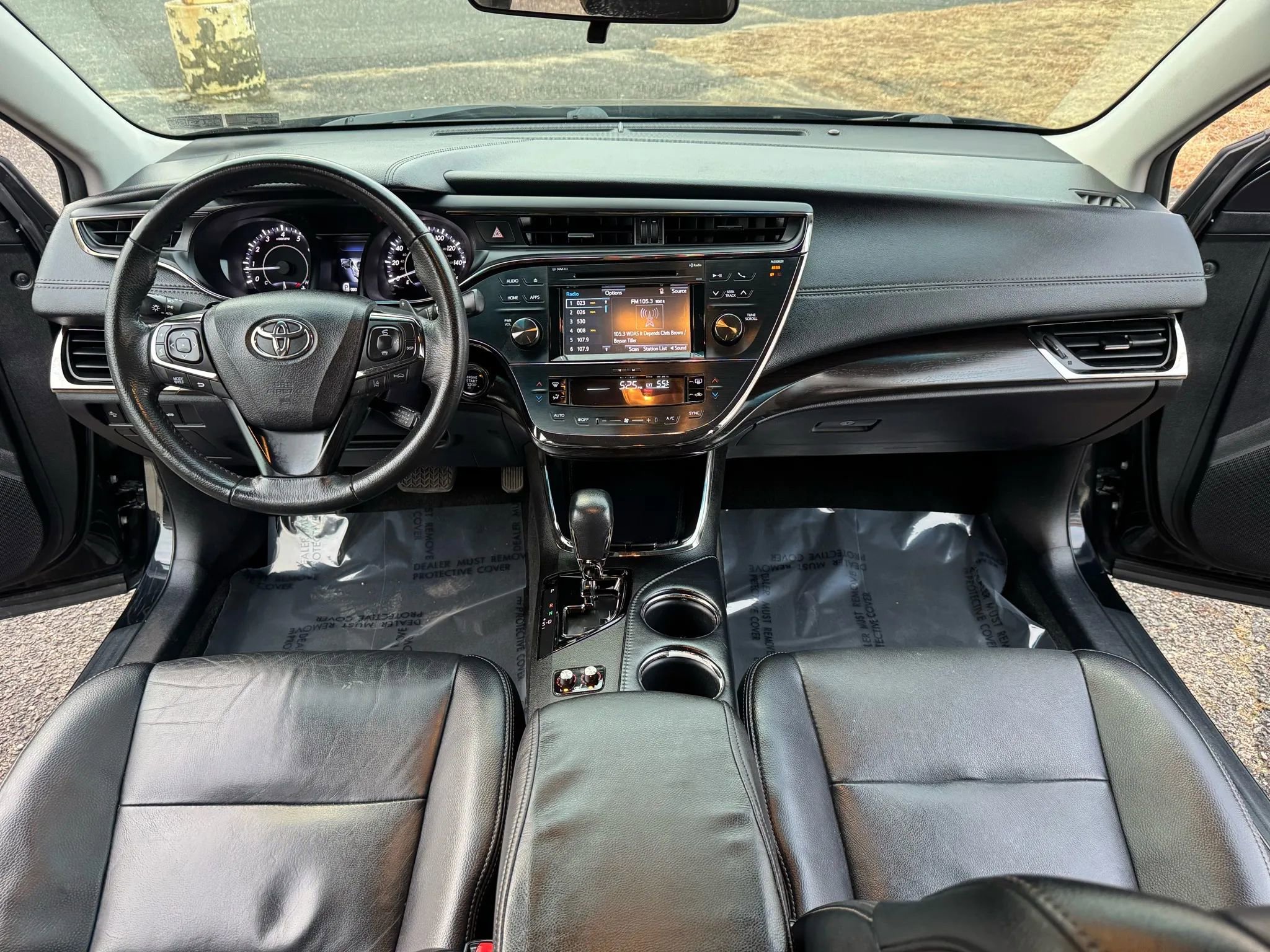 Used 2018 Toyota Avalon XLE image 20