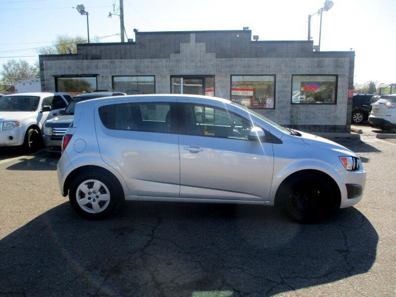 Used 2016 Chevrolet Sonic LS image 2