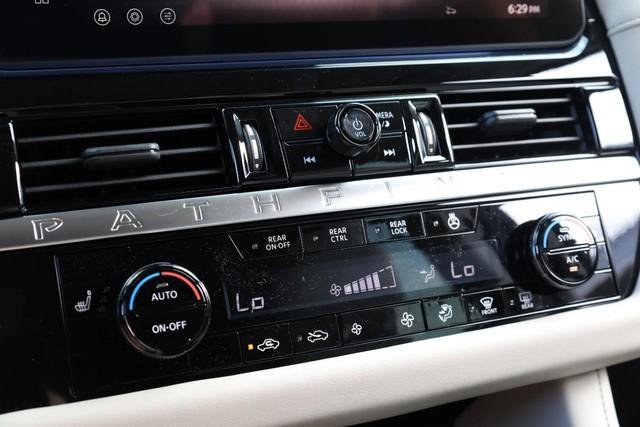 New 2026 Nissan Pathfinder SL AWD/4WD image 15