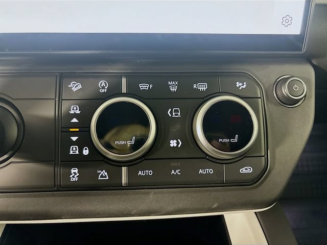 Used 2026 Land Rover Defender 110 S AWD/4WD image 17