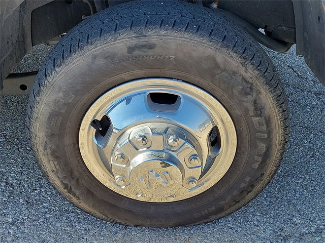 Used 2024 RAM 3500 Lone Star image 7