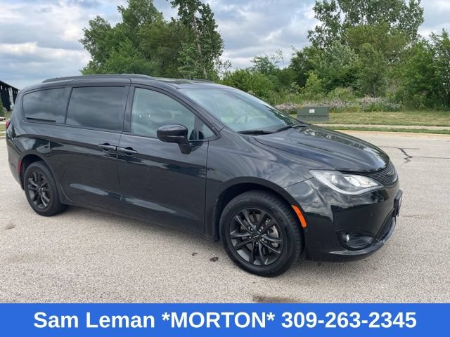 Used 2020 Chrysler Pacifica Touring-L w/ Advanced Safetytec Group AWD/4WD image 1