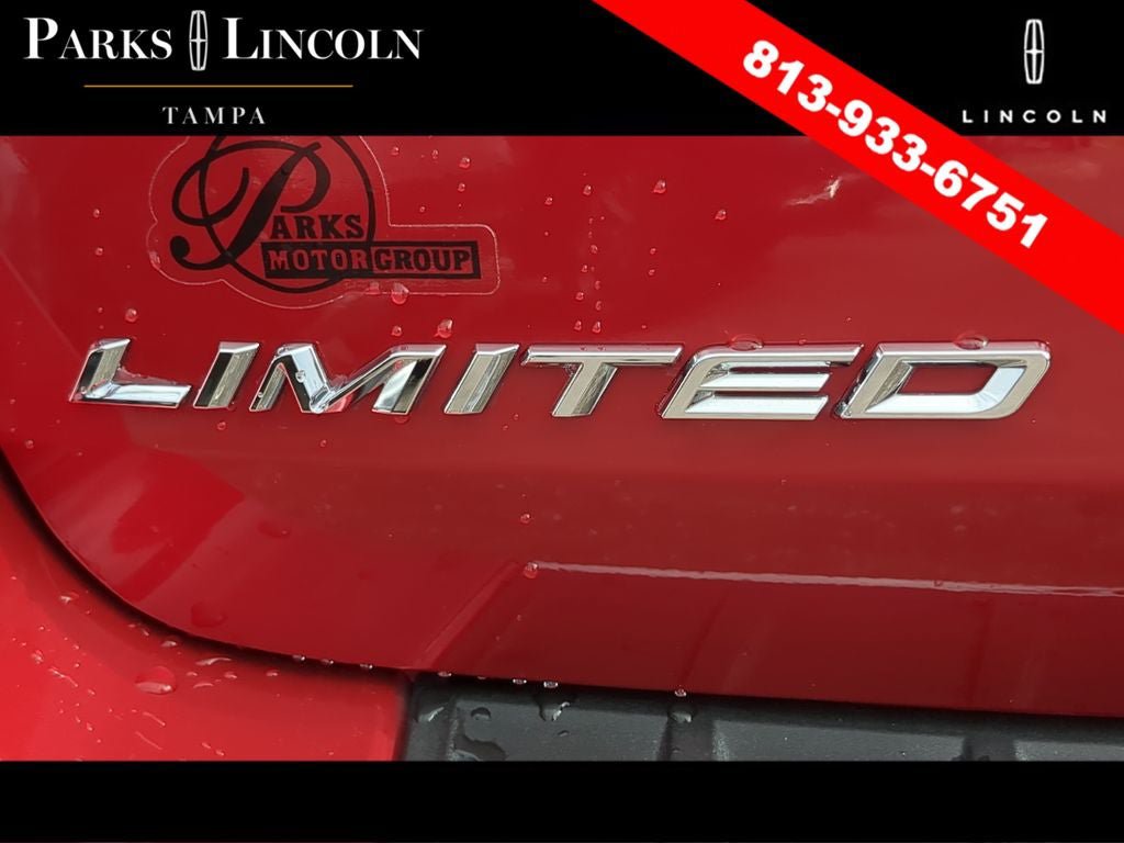 Used 2021 Ford Explorer Limited w/ Equipment Group 301A RWD image 10