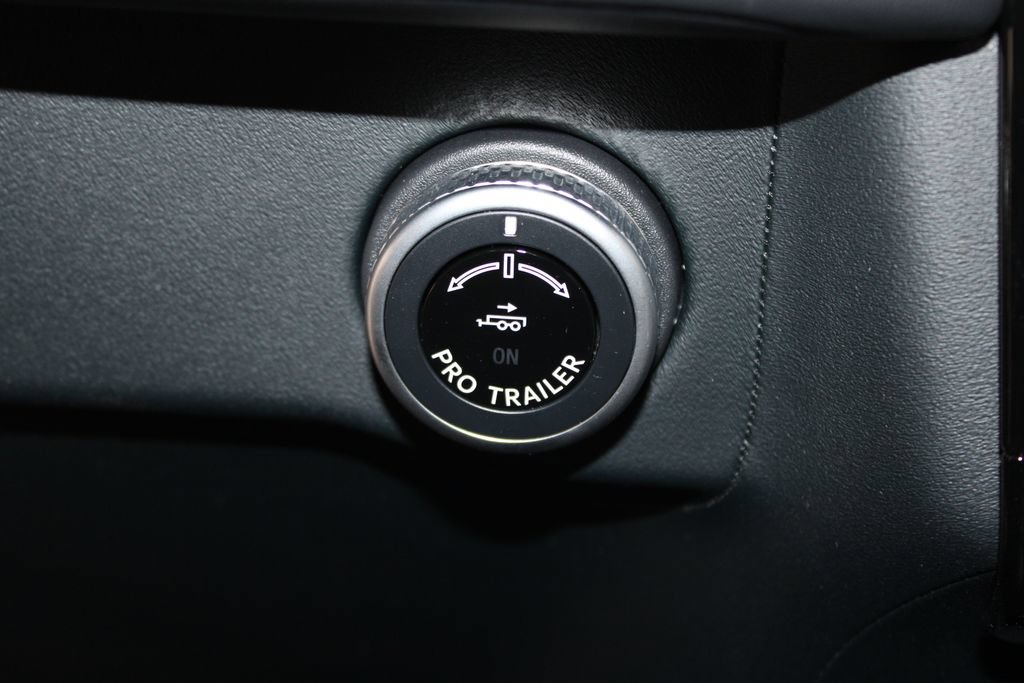New 2026 Lincoln Navigator L Premier AWD/4WD image 44