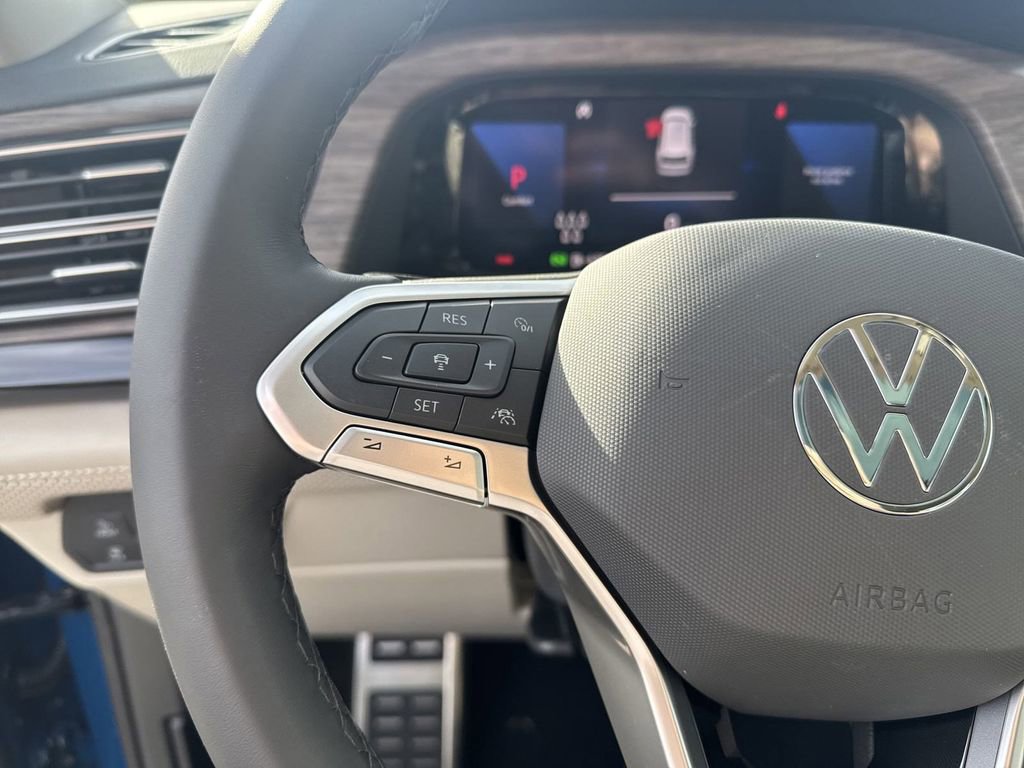 New 2025 Volkswagen Atlas SEL Premium R-Line image 26