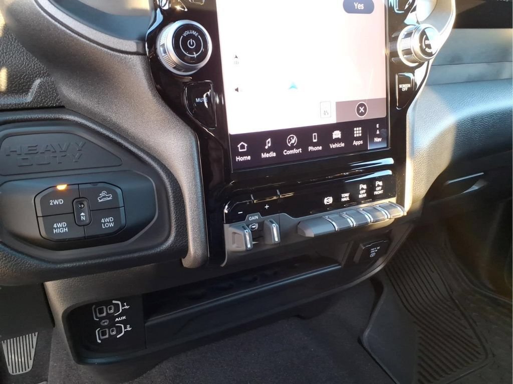New 2026 RAM 2500 Warlock w/ Safety Group AWD/4WD image 21