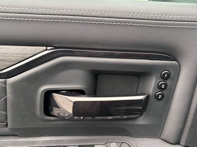 New 2026 RAM 3500 Limited AWD/4WD image 14