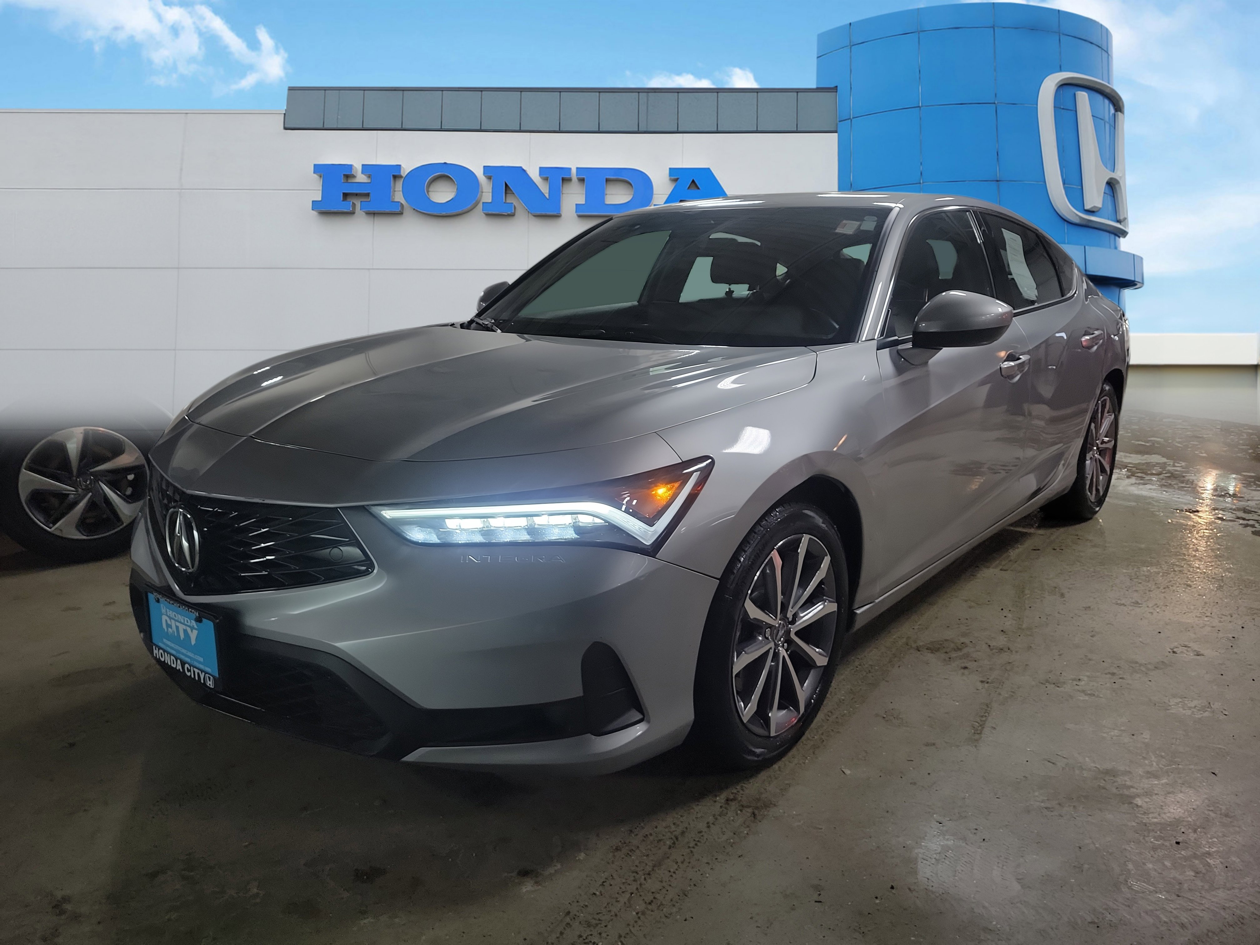 Used 2024 Acura Integra image 2