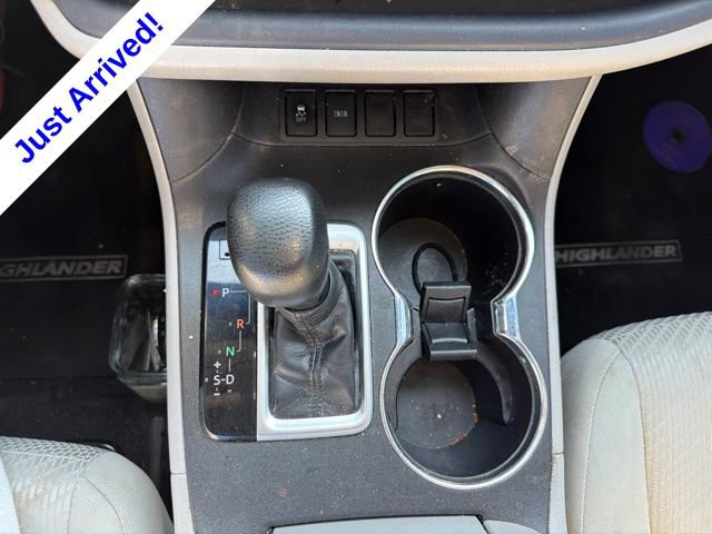 Used 2018 Toyota Highlander LE FWD image 31