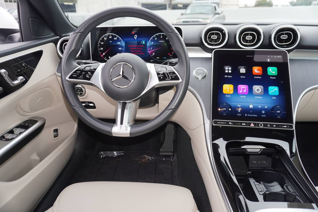 Used 2025 Mercedes-Benz C 300 Sedan image 10