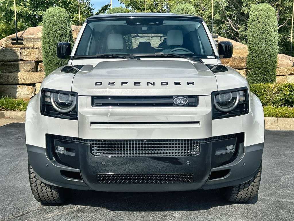New 2026 Land Rover Defender 110 S AWD/4WD image 8