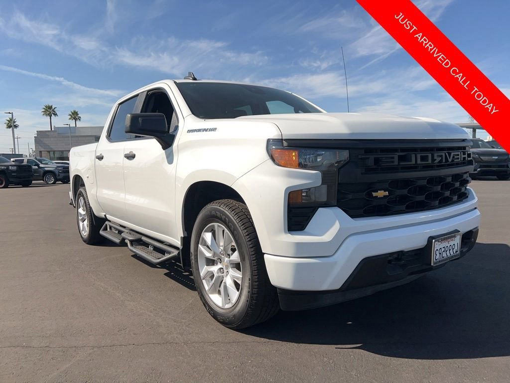 Used 2022 Chevrolet Silverado 1500 Custom RWD image 1