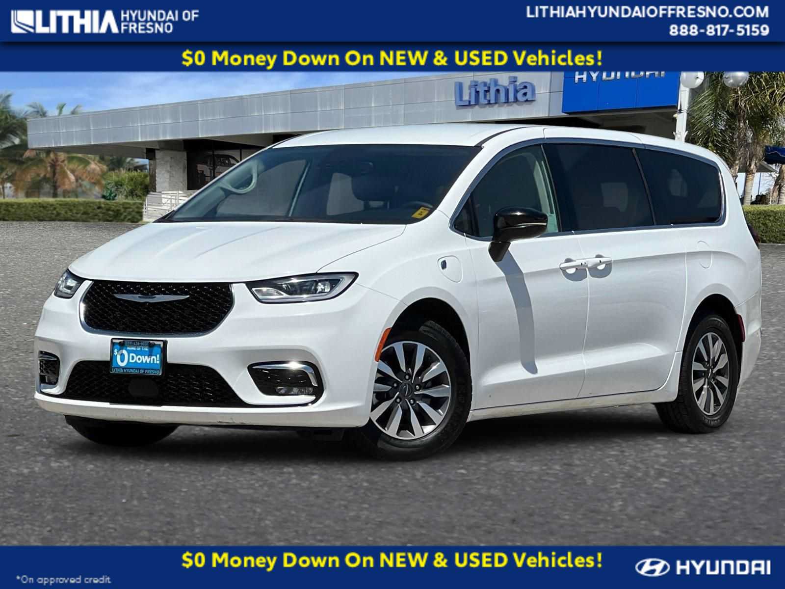 Used 2024 Chrysler Pacifica Limited FWD video 1