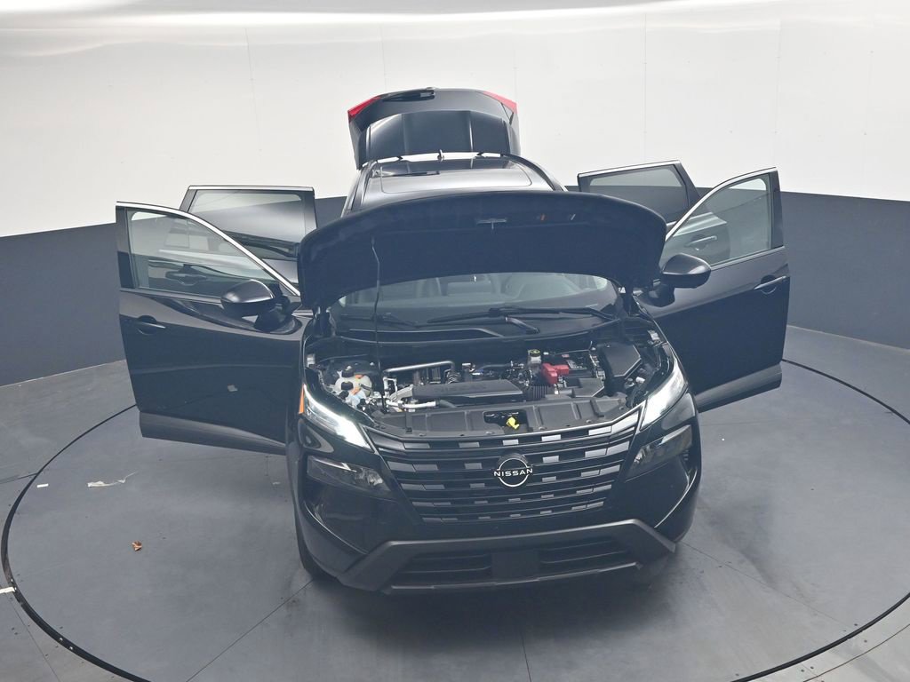 Certified 2026 Nissan Rogue Dark Armor FWD image 39