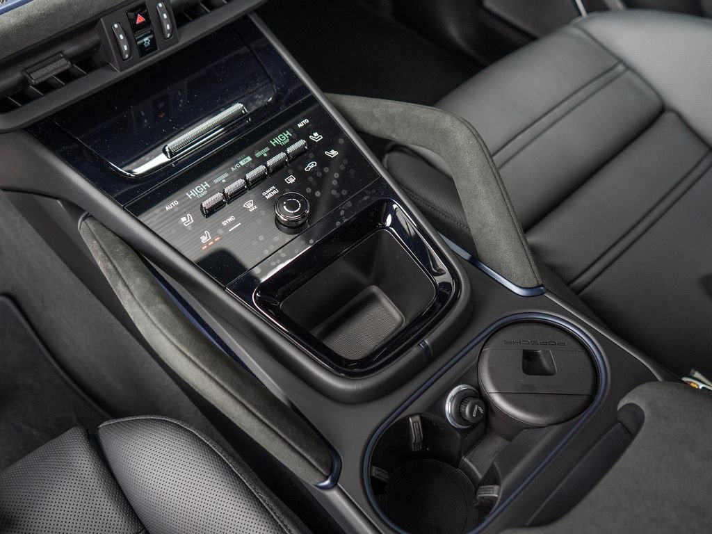 New 2026 Porsche Cayenne Turbo GT AWD/4WD image 24