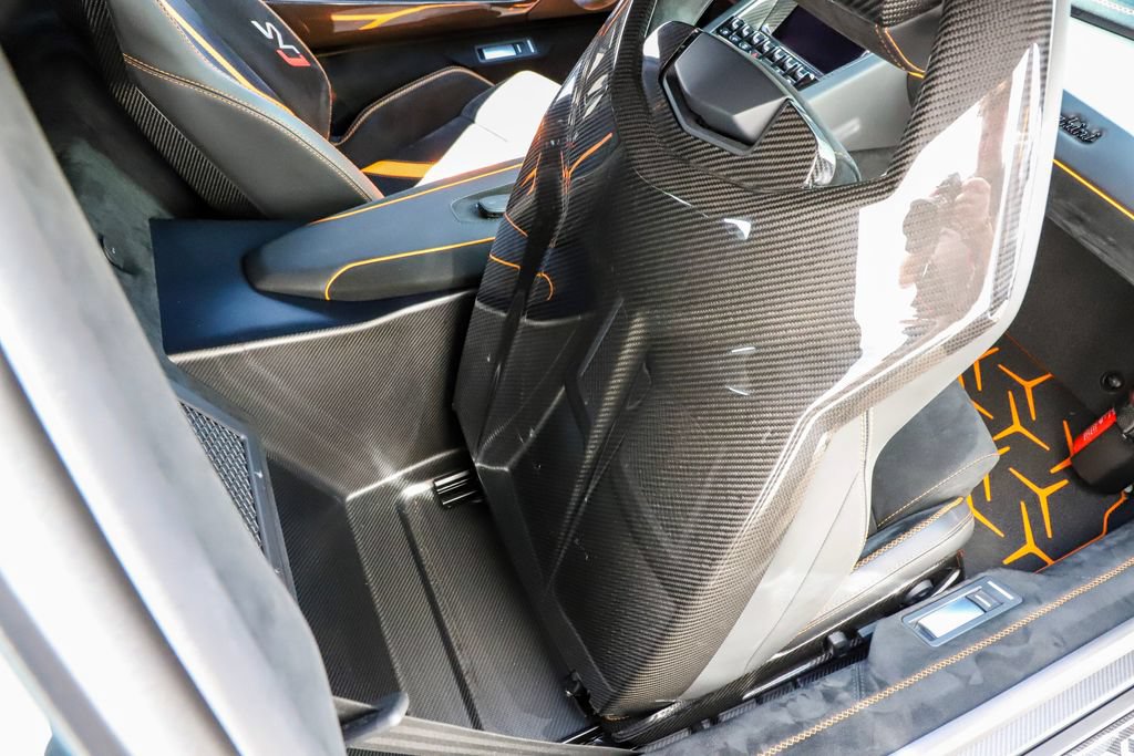 Used 2019 Lamborghini Aventador SVJ AWD/4WD image 41