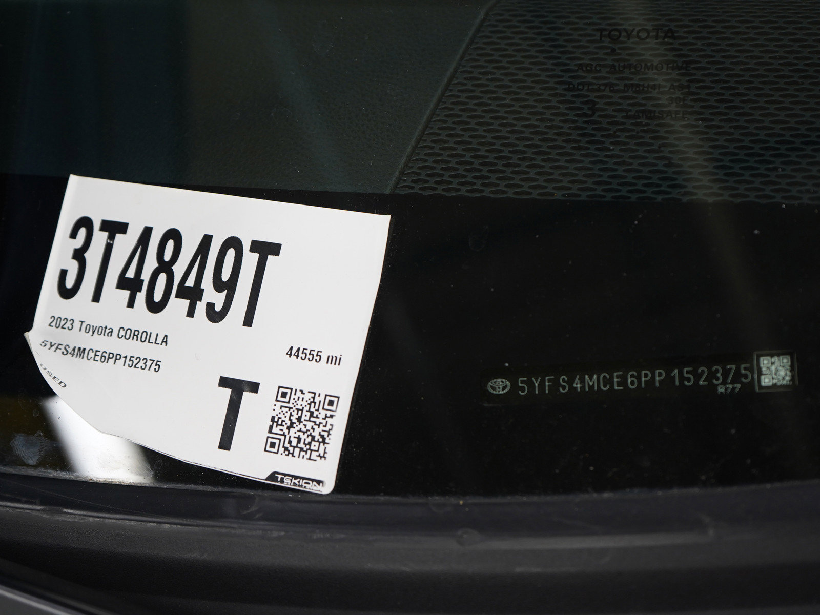 Used 2023 Toyota Corolla SE FWD image 29
