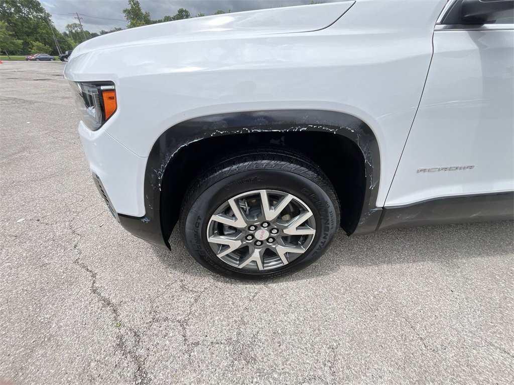 Used 2023 GMC Acadia SLE w/ Driver Convenience Package image 10