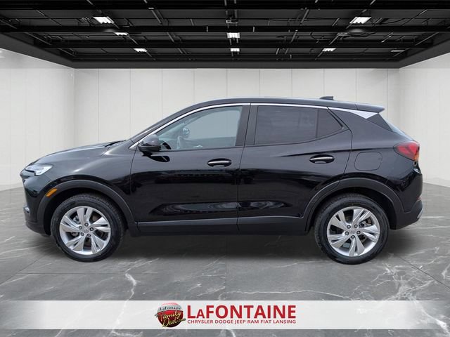 Used 2025 Buick Encore GX Preferred AWD/4WD image 2