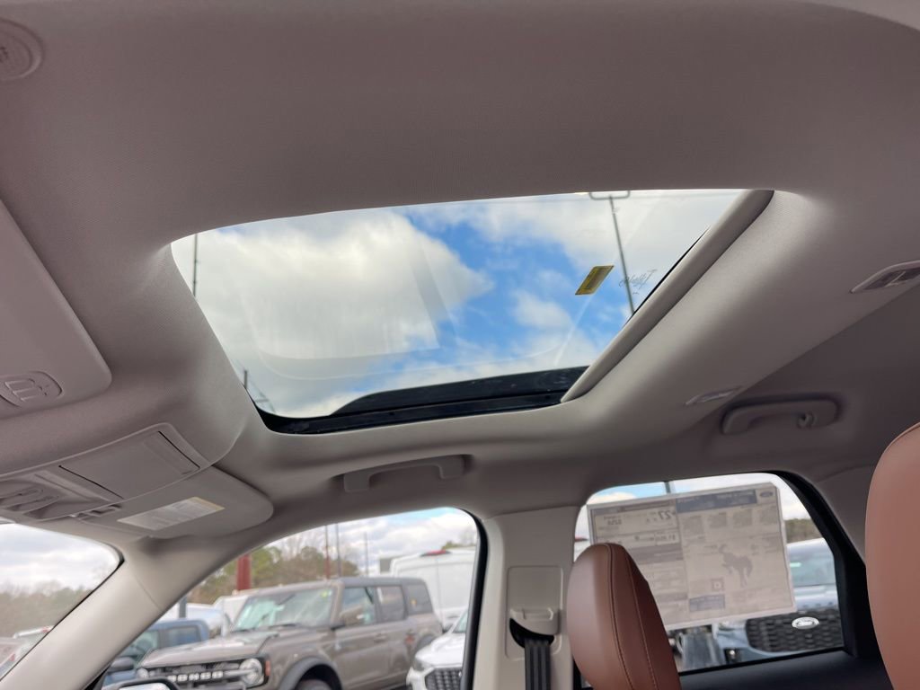 New 2025 Ford Bronco Sport Outer Banks w/ Outer Banks Tech Package+ image 17