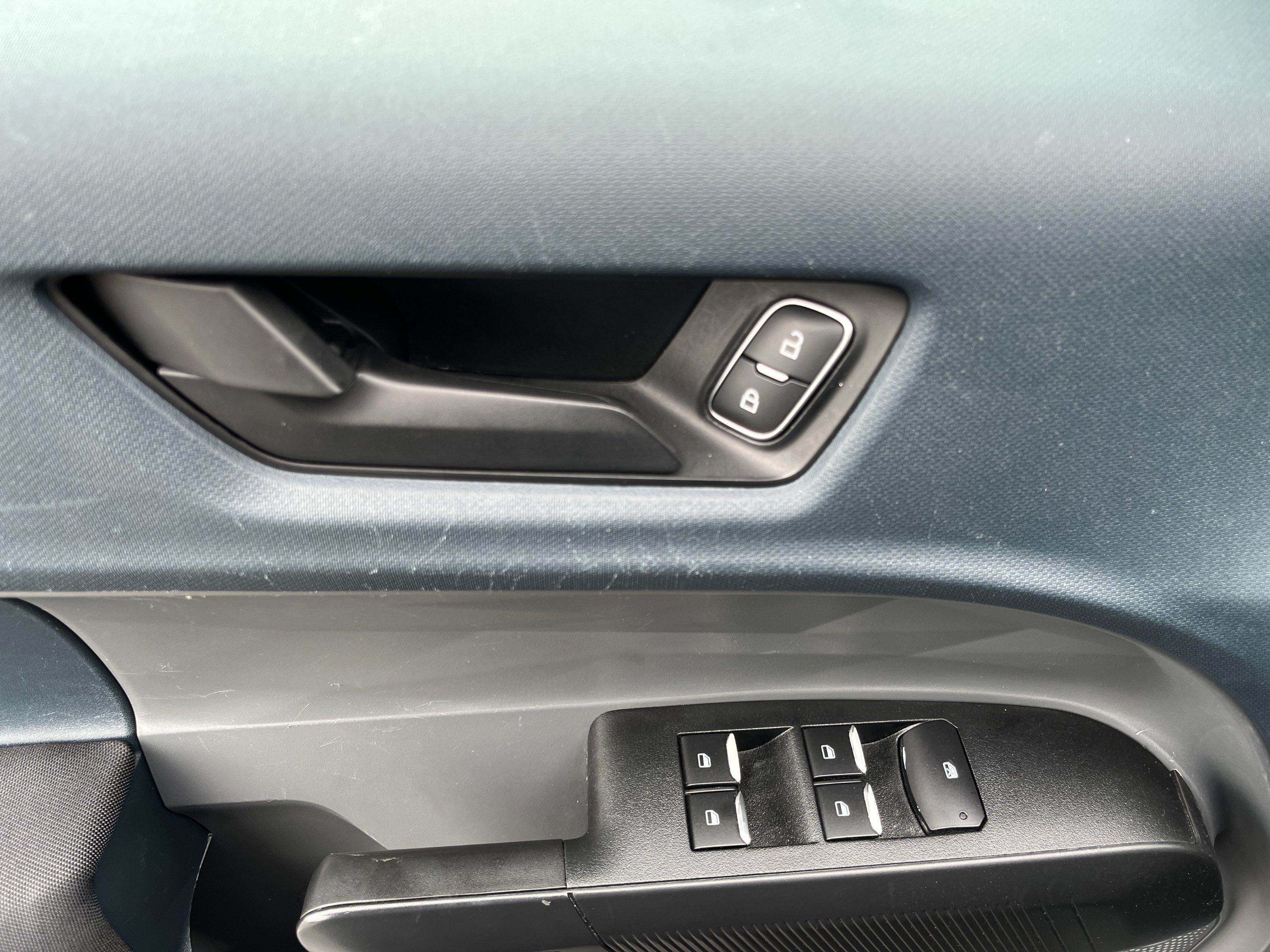 Used 2022 Ford Maverick XL FWD image 15