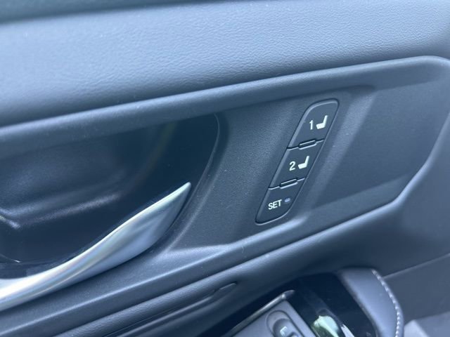 Used 2023 Honda Accord Touring image 15