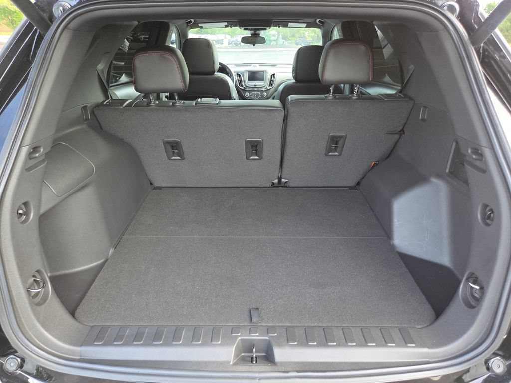 Used 2023 Chevrolet Equinox RS FWD image 25