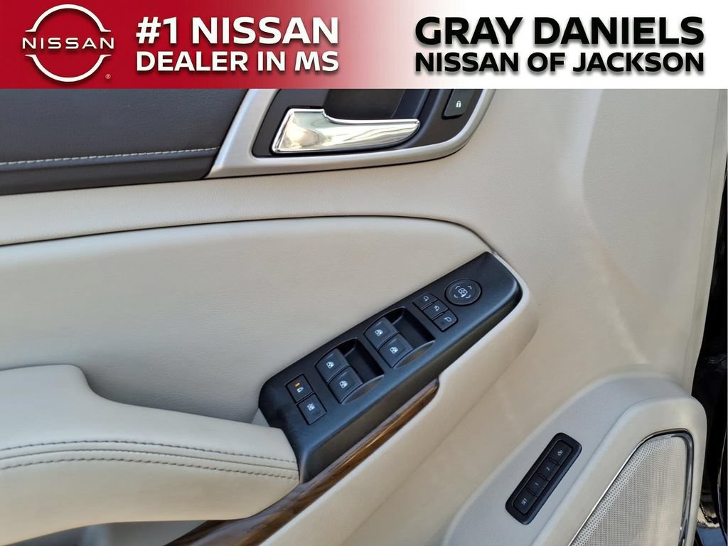 Used 2019 GMC Yukon Denali w/ Denali Ultimate Package RWD image 12