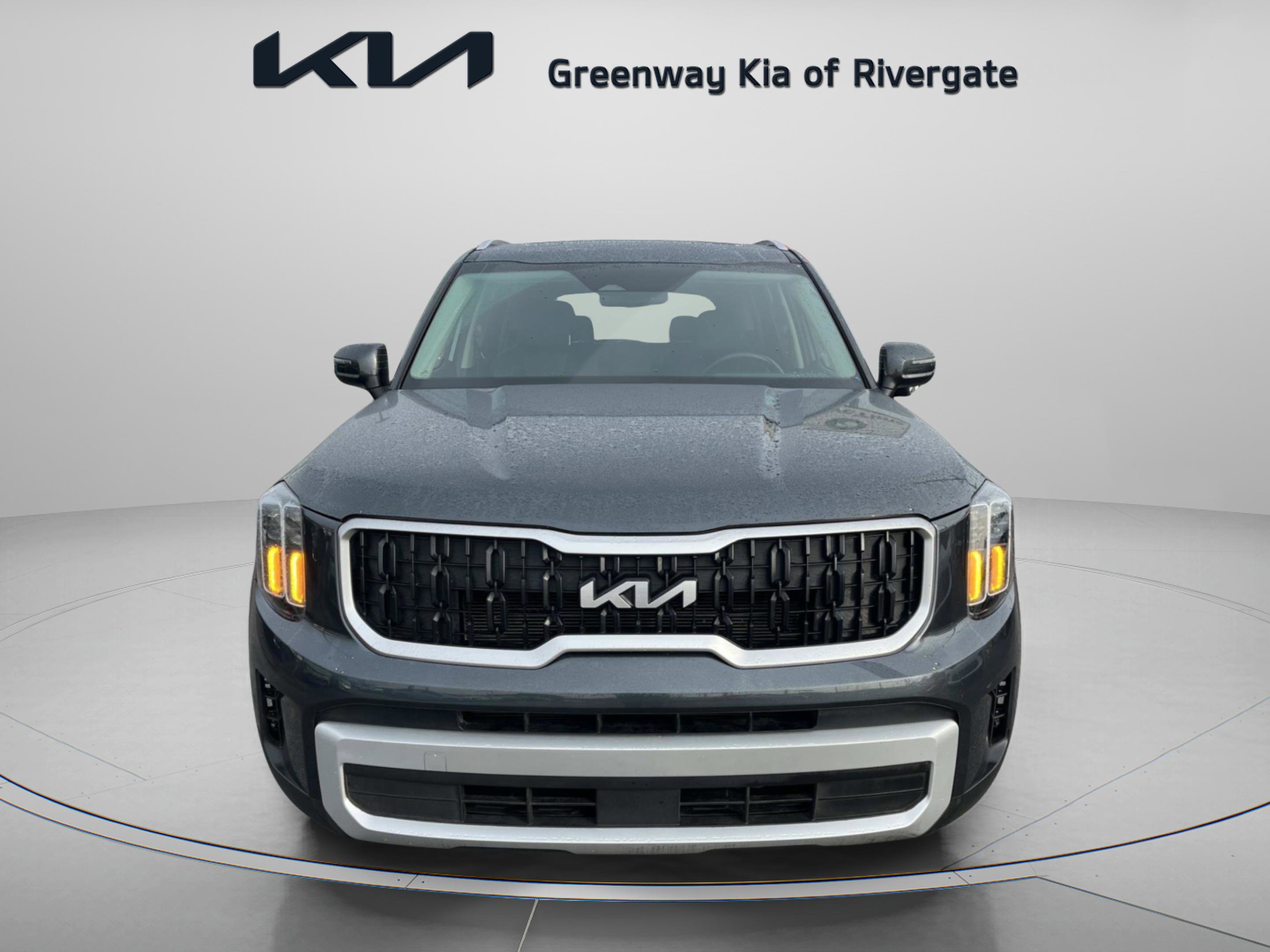 Used 2024 Kia Telluride EX image 2