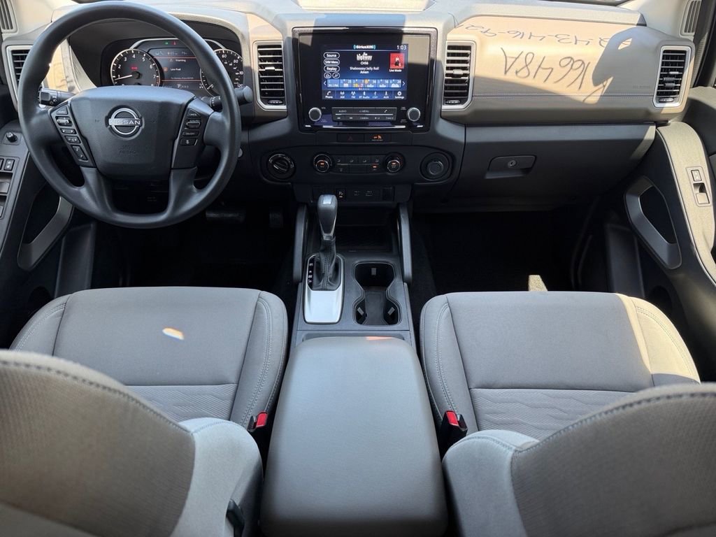 Used 2022 Nissan Frontier SV w/ Technology Package AWD/4WD image 15