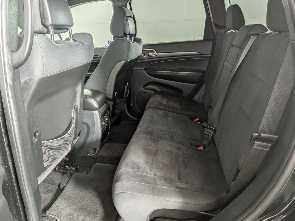 Used 2016 Jeep Grand Cherokee Laredo w/ Quick Order Package 23E image 33