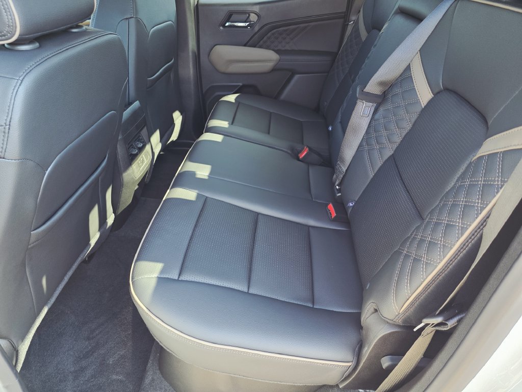 New 2026 GMC Canyon Denali AWD/4WD image 12