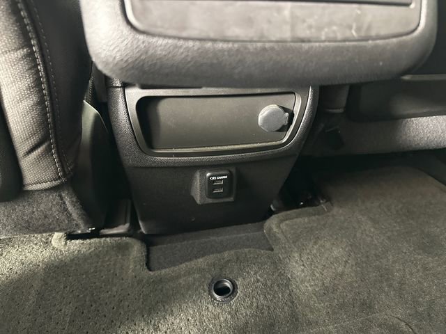 Used 2015 GMC Acadia SLE image 20