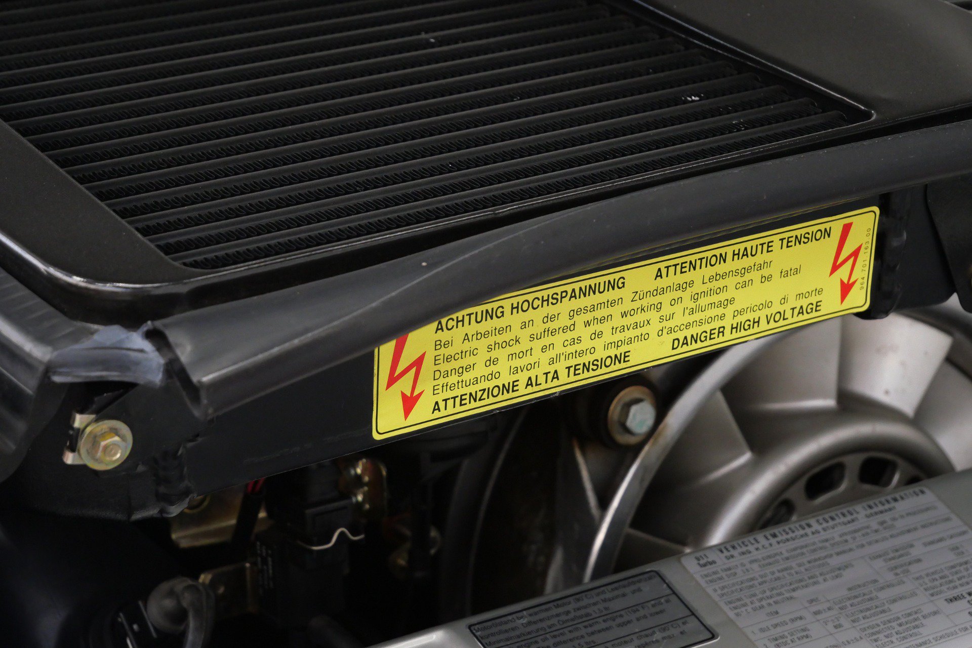 Used 1997 Porsche 911 Turbo S AWD/4WD image 68